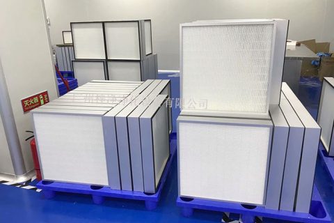 潔凈室空氣過濾器主要用于微生物學(xué)、生物醫(yī)學(xué)、化學(xué)、實(shí)驗(yàn)室